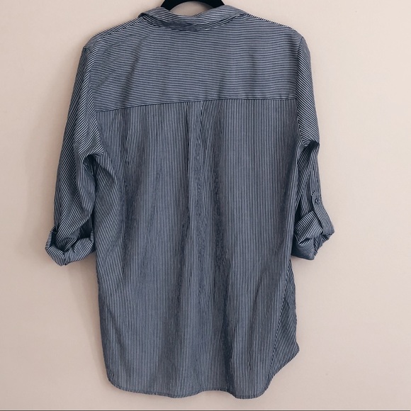 *NWOT* | EXPRESS | Gray Striped Button Up - Picture 5 of 5